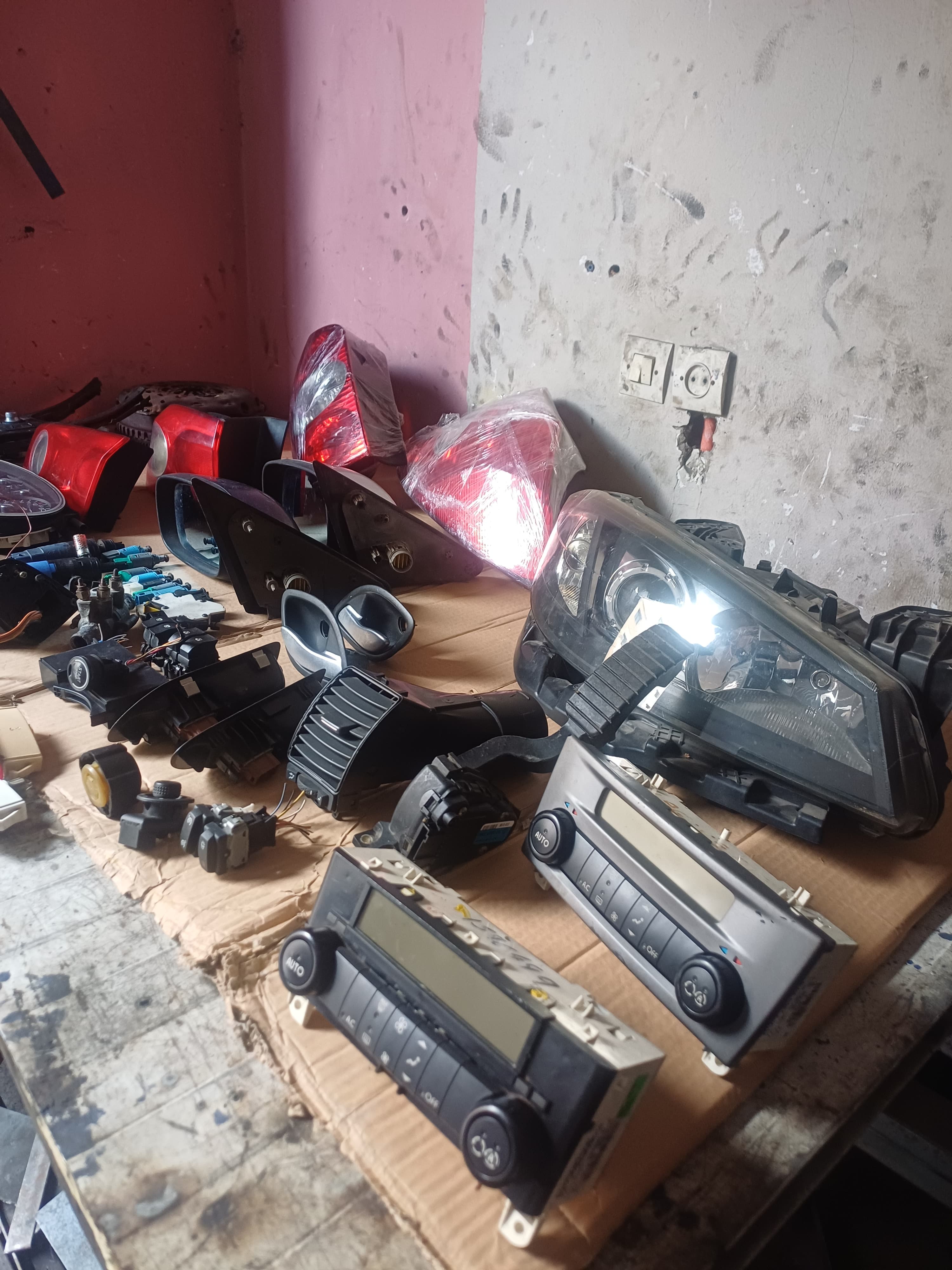 Product gallery https://cdn.afiray.ma/products/c2168396_36be548c_1000565241.jpg