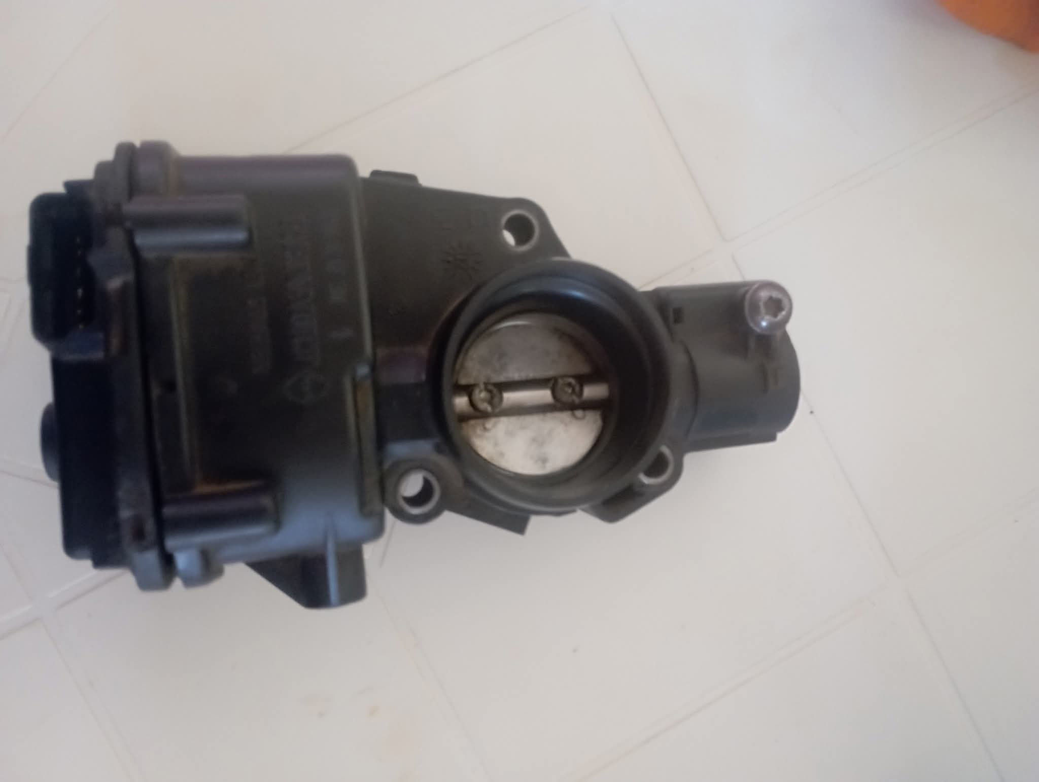 Product gallery https://cdn.afiray.ma/requests/1b5d402c_f7afc447_1000087184.jpg