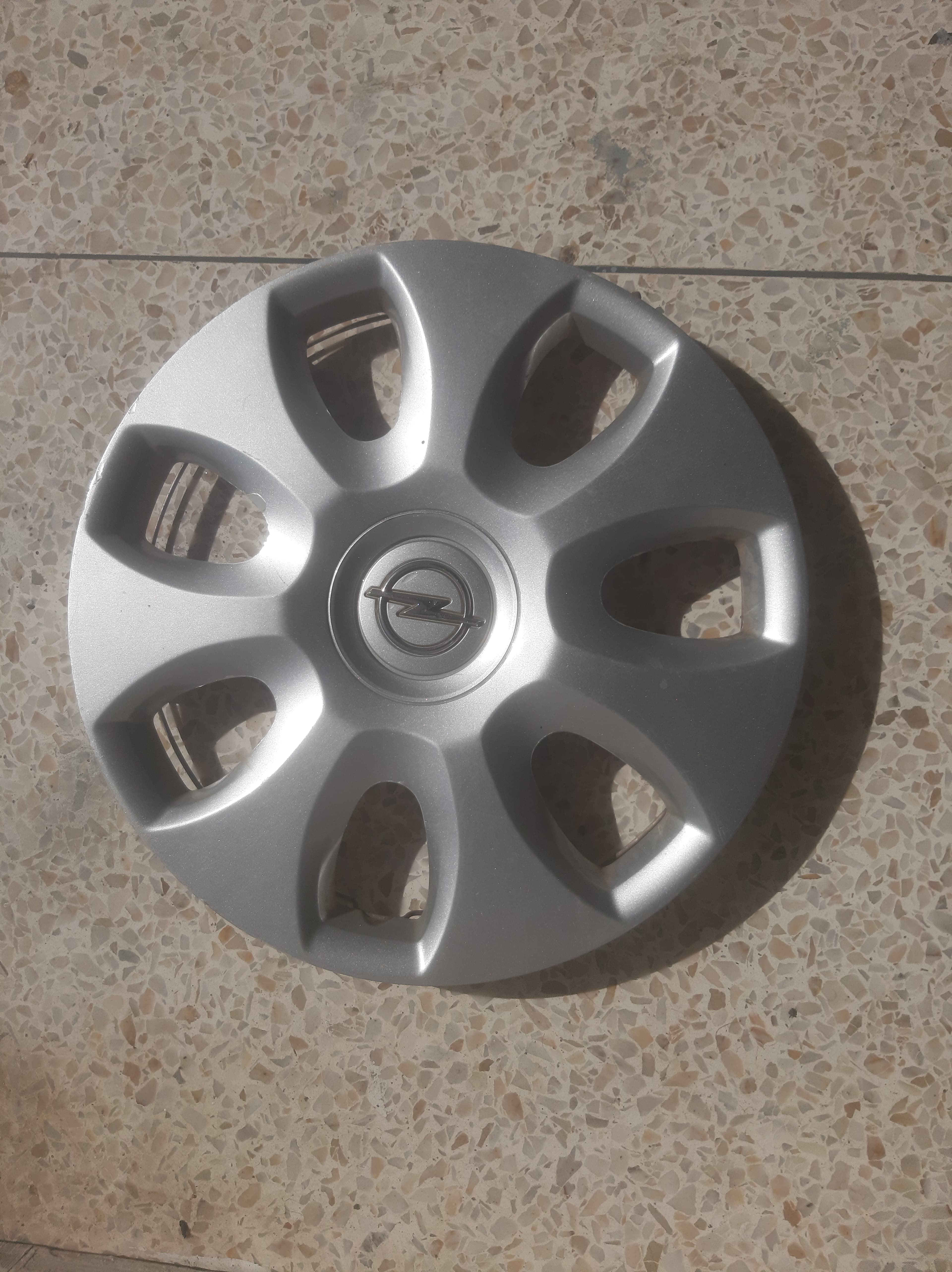 Product gallery https://cdn.afiray.ma/requests/a34d6de0_fb8b71dd_20251109_124155.jpg