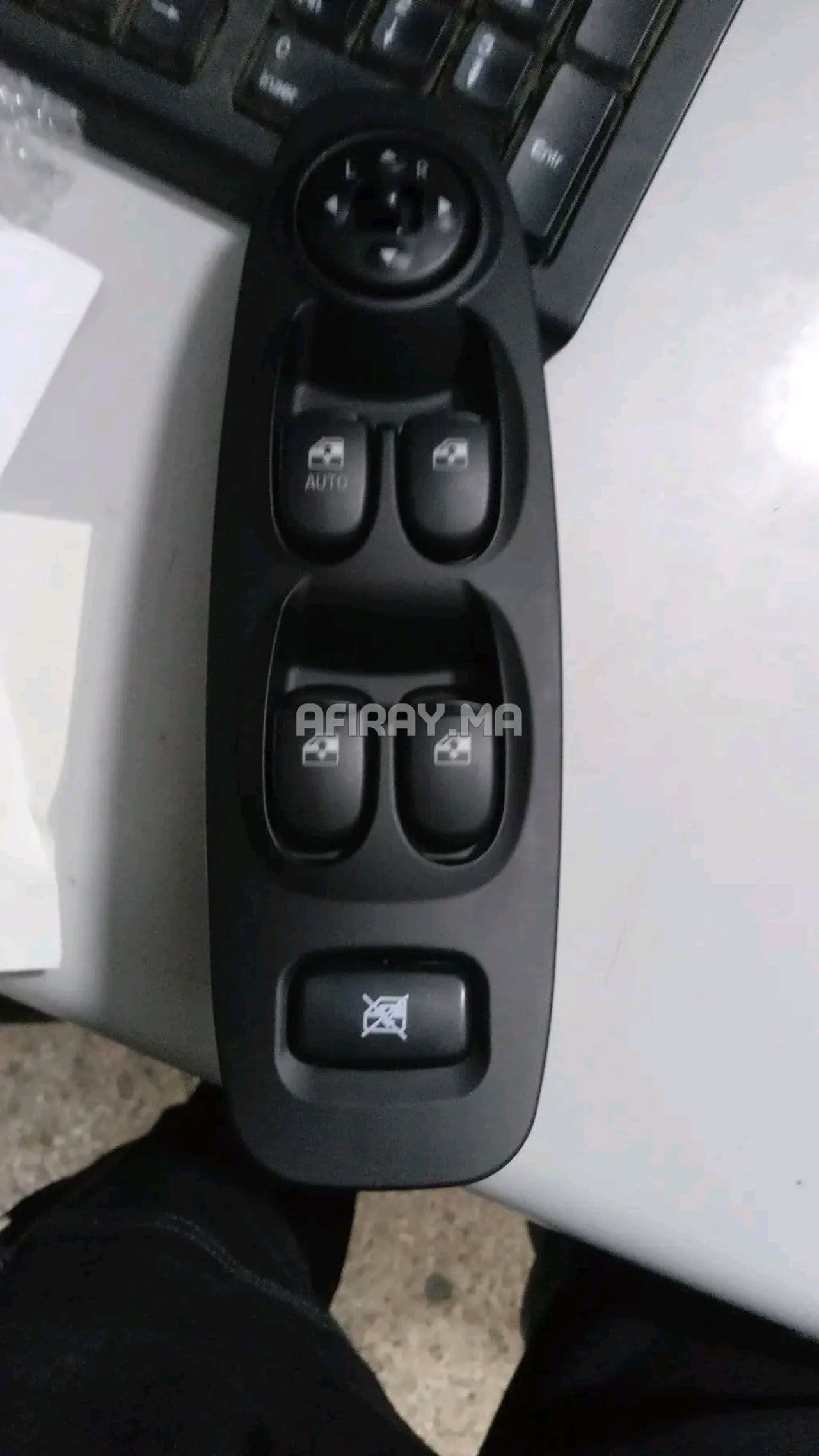 Product gallery https://cdn.afiray.ma/requests/f8dec8f3_3dd99c87_1000205217.jpg